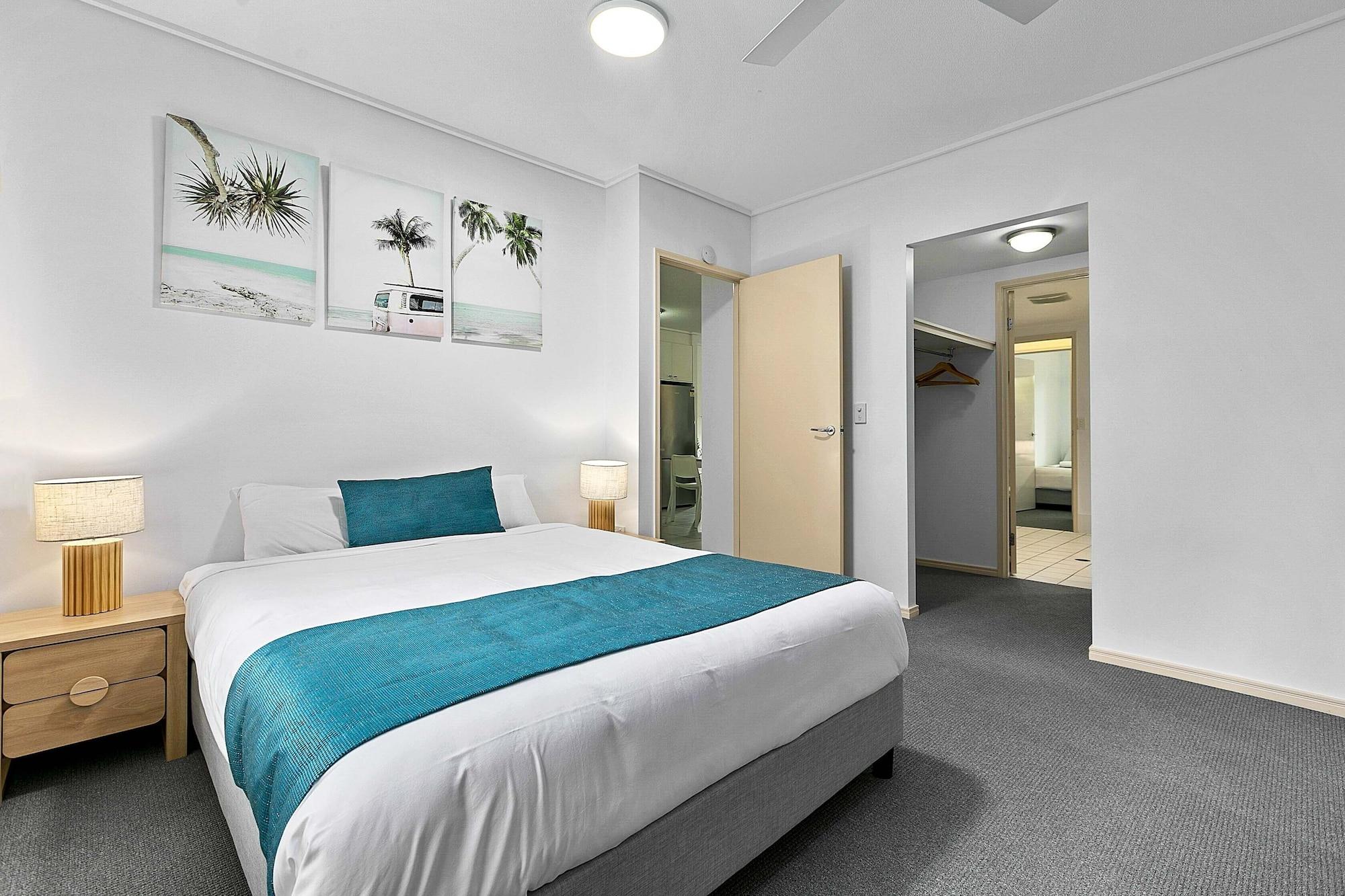 Ramada Encore By Wyndham Whale Cove Херви-Бэй Экстерьер фото